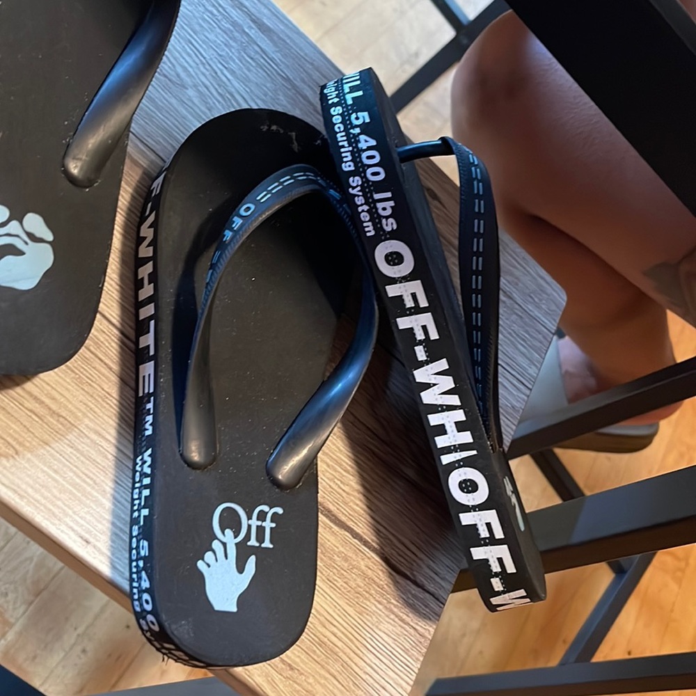 Worn onceee Two pair ‼️
